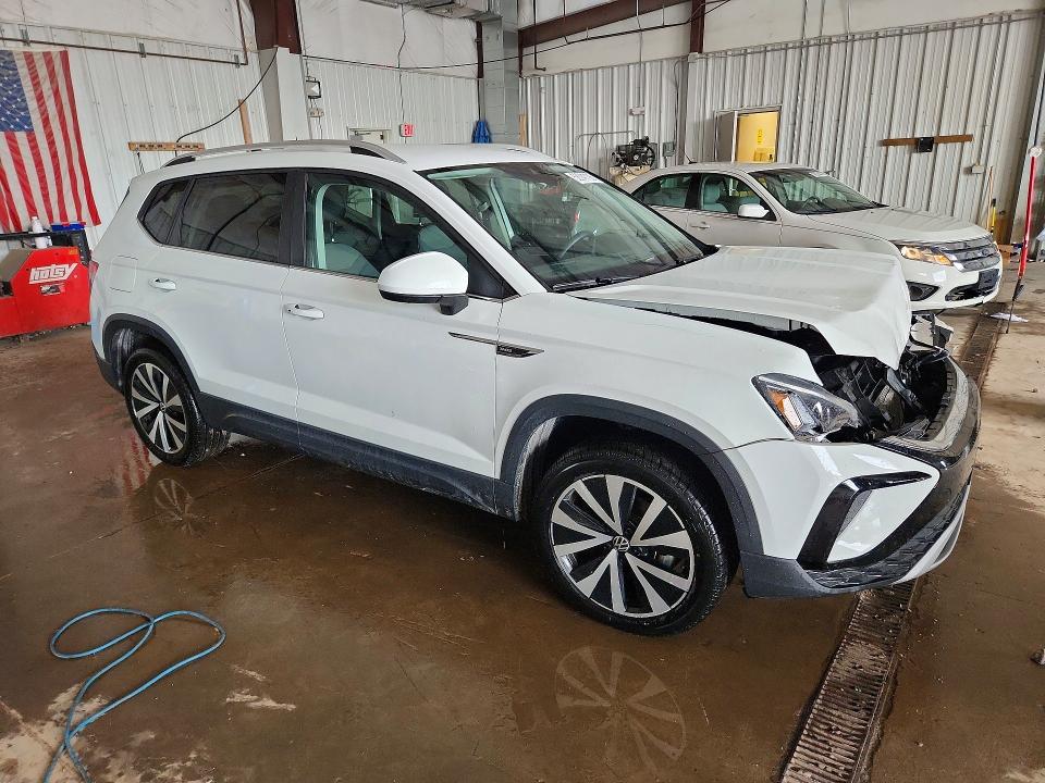 2022 Volkswagen Taos მანქანა იყიდება აუქციონზე, vin: 3VVYX7B2XNM023104, აუქციონის ნომერი: 58741106