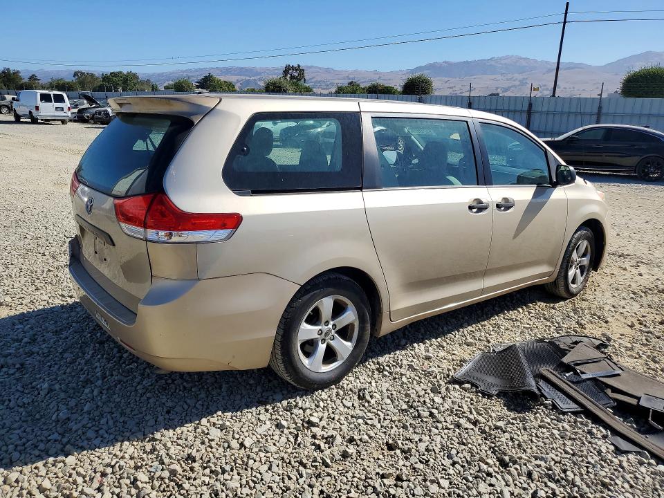 2014 Toyota Sienna მანქანა იყიდება აუქციონზე, vin: 5TDZK3DC5ES446608, აუქციონის ნომერი: 61213176