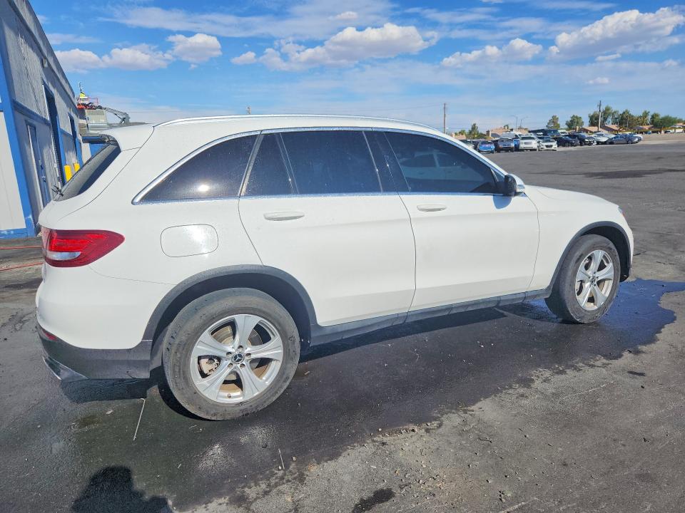 62098266 :رقم المزاد ، WDC0G4JB2HF271485 vin ، 2017 Mercedes-benz Glc مزاد بيع
