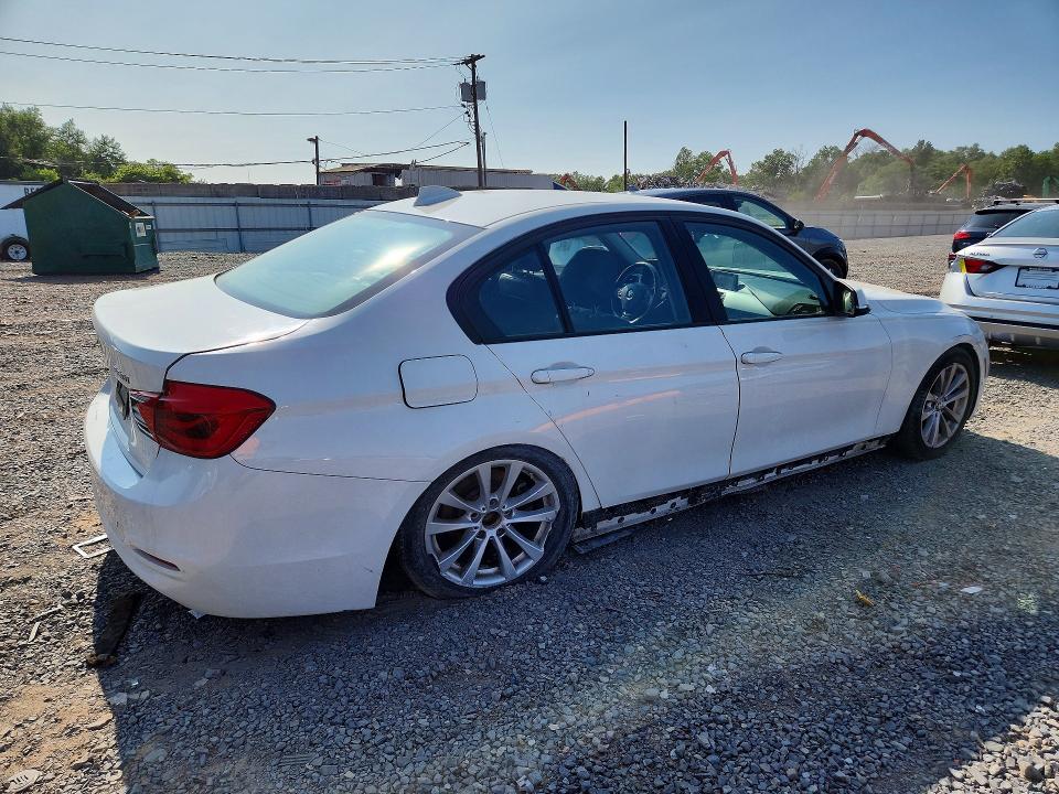 Продажа на аукционе авто 2018 Bmw 320, vin: WBA8A3C54JA499628, номер лота: 62432726