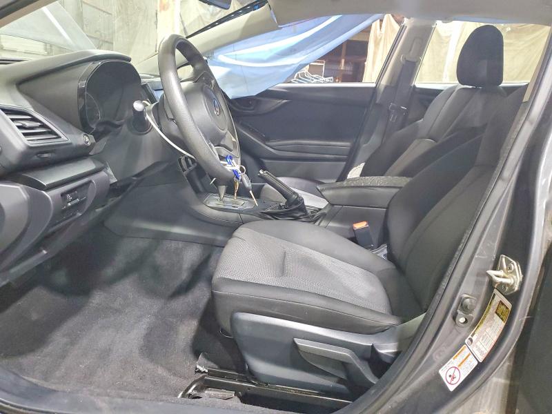 60526386 :رقم المزاد ، 4S3GTAA65J3737127 vin ، 2018 Subaru Impreza مزاد بيع