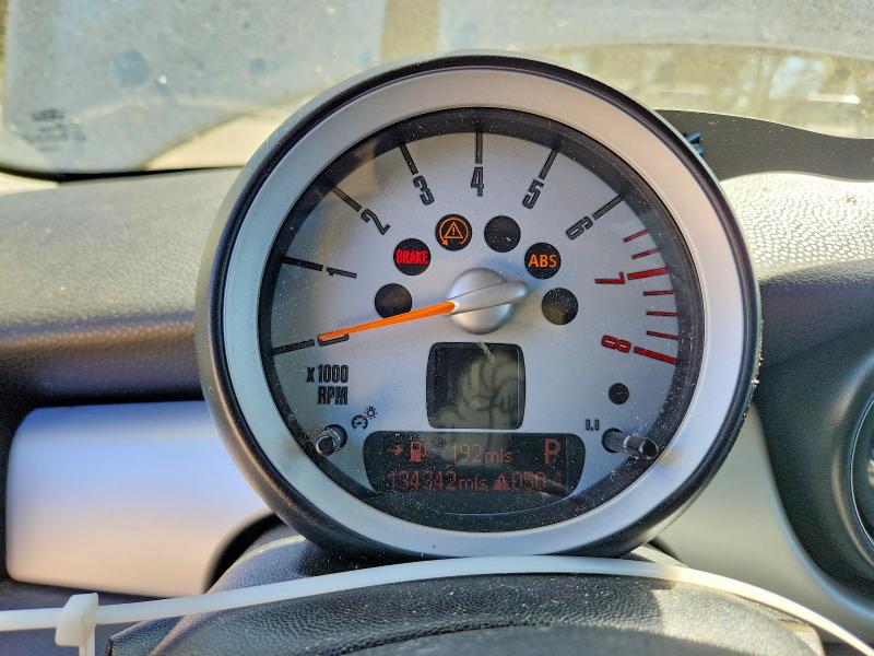 2010 Mini Cooper მანქანა იყიდება აუქციონზე, vin: WMWMF3C50ATZ64264, აუქციონის ნომერი: 60325266
