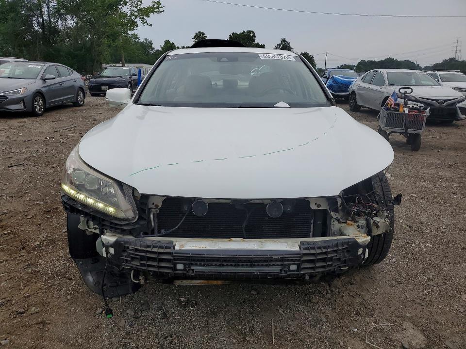 60581326 :رقم المزاد ، 1HGCR3F91EA002014 vin ، 2014 Honda Accord مزاد بيع