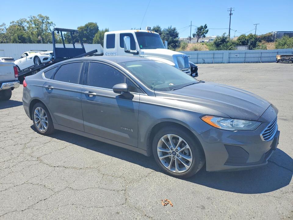 Продажа на аукционе авто 2019 Ford Fusion, vin: 3FA6P0LU9KR115337, номер лота: 60467526
