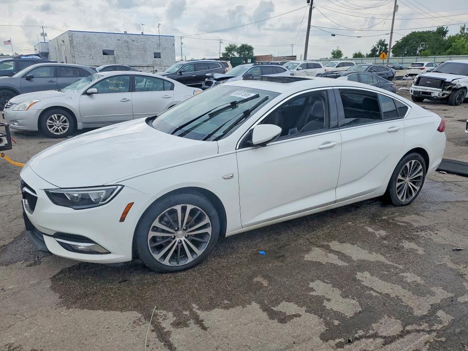 60491586 :رقم المزاد ، W04GM6SX2J1127550 vin ، 2018 Buick Regal مزاد بيع