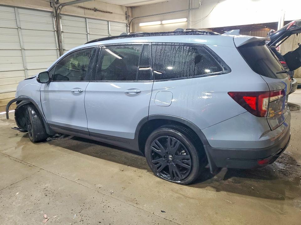 Продаж на аукціоні авто 2022 Honda Pilot, vin: 5FNYF6H77NB061327, номер лоту: 61133726