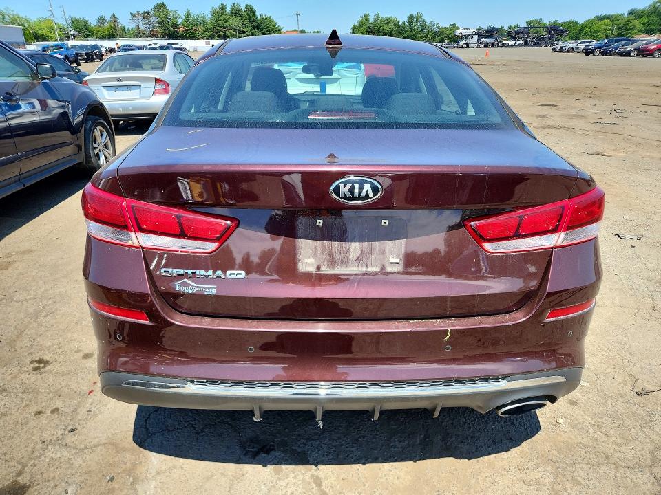 2019 Kia Optima მანქანა იყიდება აუქციონზე, vin: 5XXGT4L38KG284143, აუქციონის ნომერი: 61192286