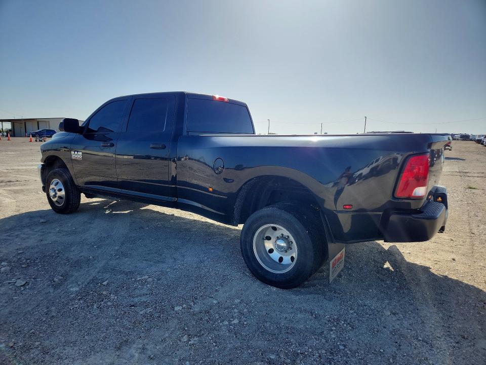 61440456 :رقم المزاد ، 3C63RRGJ7JG267064 vin ، 2018 Ram 3500 مزاد بيع