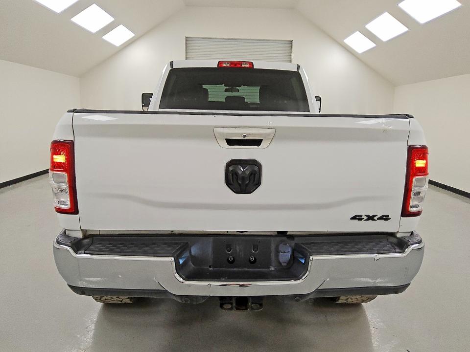 59919416 :رقم المزاد ، 3C6UR5CJ2KG512700 vin ، 2019 Ram 2500 مزاد بيع