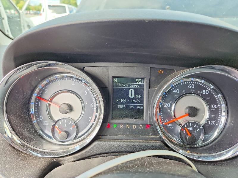 61634856 :رقم المزاد ، 2C4RC1CG6CR162741 vin ، 2012 Chrysler Town & Country مزاد بيع