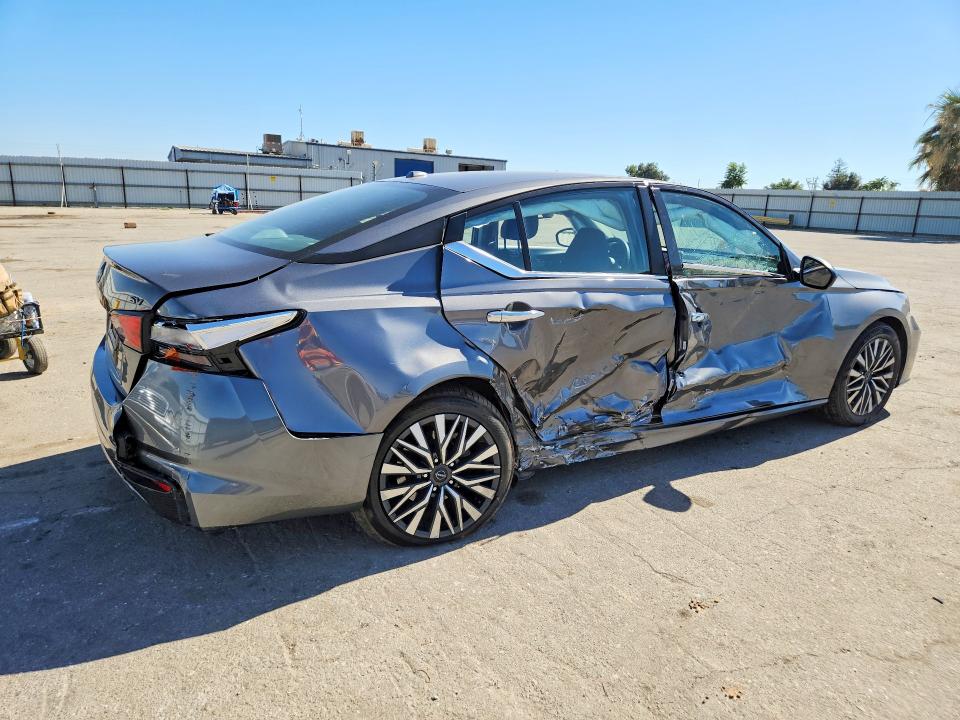Продажа на аукционе авто 2024 Nissan Altima, vin: 1N4BL4DV5RN394999, номер лота: 62889366