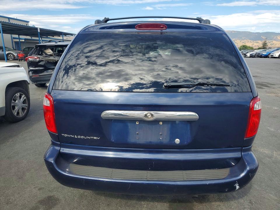 61787196 :رقم المزاد ، 1C4GP45R35B141150 vin ، 2005 Chrysler Town & Country مزاد بيع