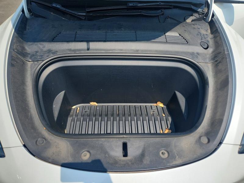 Продаж на аукціоні авто 2022 Tesla Model Y, vin: 7SAYGDEE2NF365429, номер лоту: 61999266
