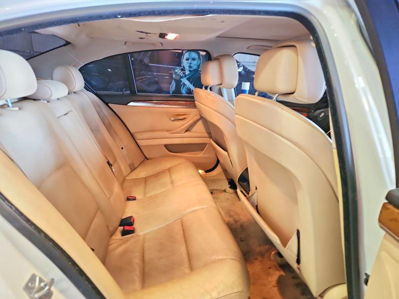61501726 :رقم المزاد ، WBAFR1C57BC740771 vin ، 2011 Bmw 528 مزاد بيع