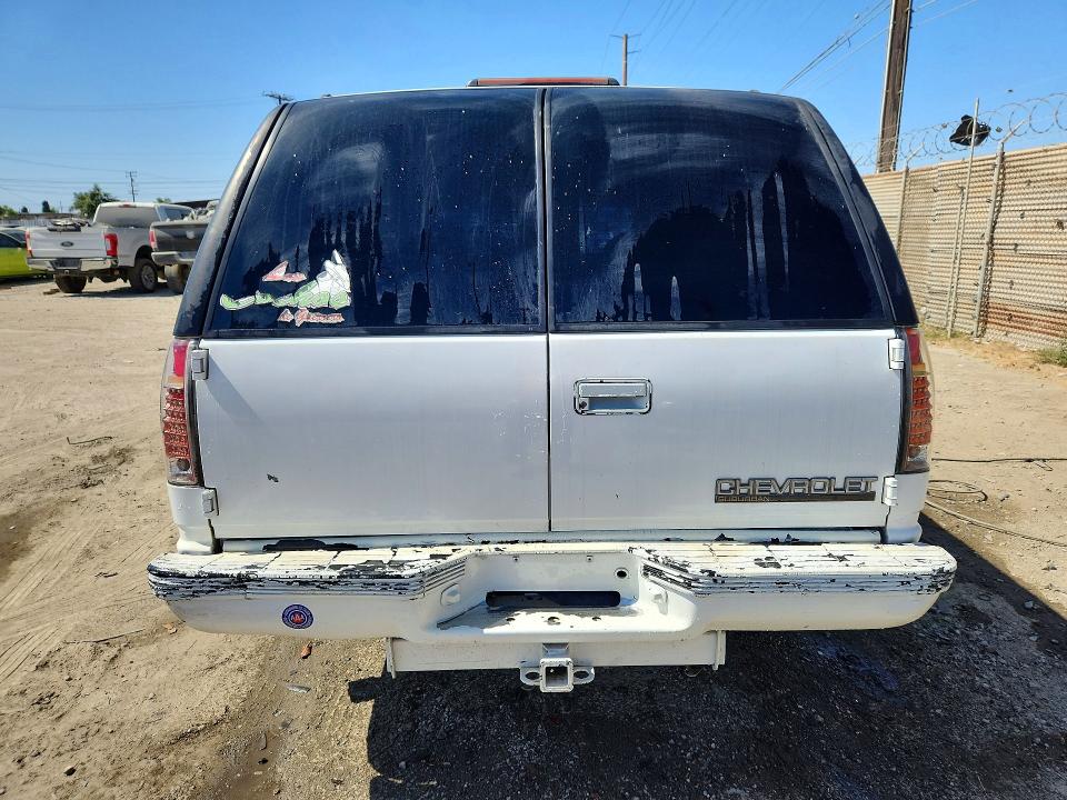 Продаж на аукціоні авто 1999 Chevrolet Suburban, vin: 3GNEC16R1XG187383, номер лоту: 62303606