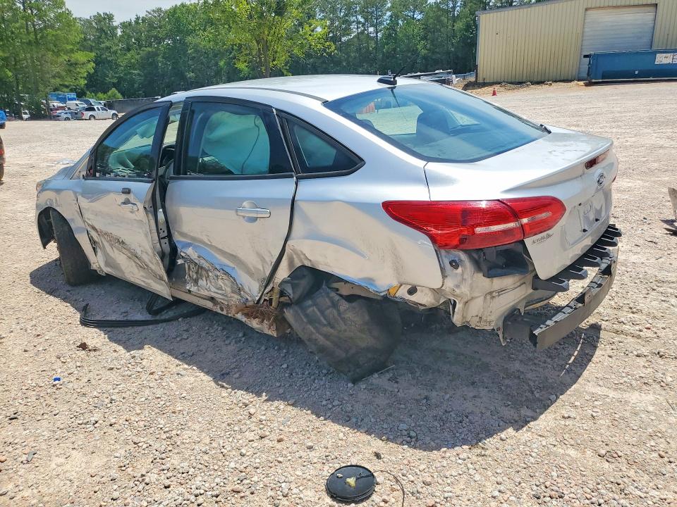 2015 Ford Focus მანქანა იყიდება აუქციონზე, vin: 1FADP3F26FL375783, აუქციონის ნომერი: 60018946
