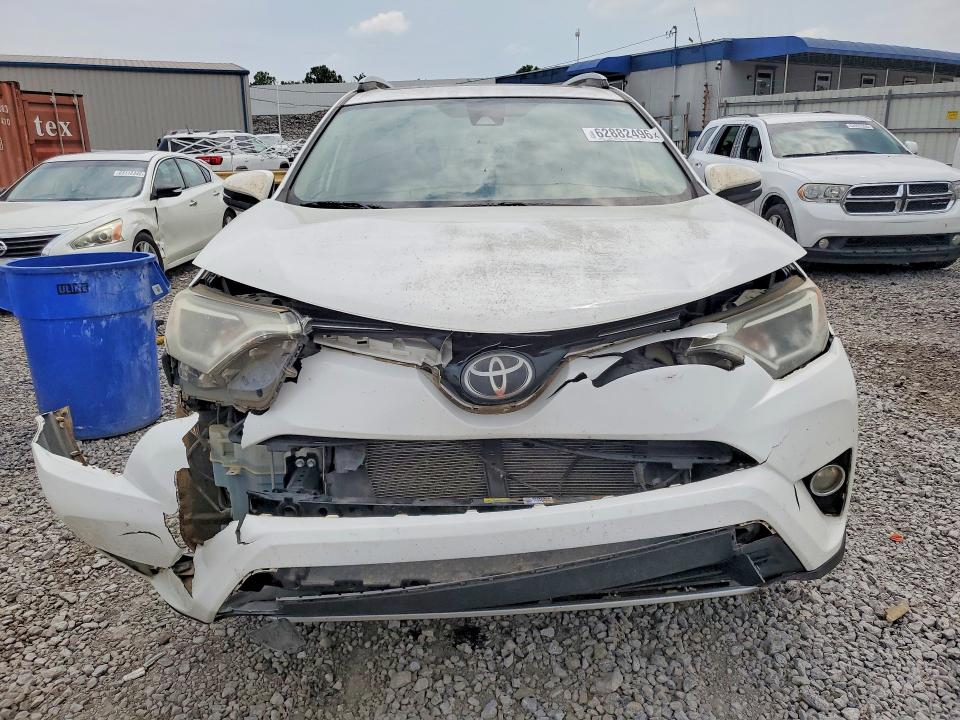 2017 Toyota Rav4 მანქანა იყიდება აუქციონზე, vin: JTMWFREV5HD106935, აუქციონის ნომერი: 62882496