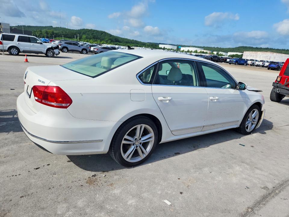 Aukcja sprzedaży 2015 Volkswagen Passat, vin: 1VWCV7A39FC070133, numer aukcji: 60717556