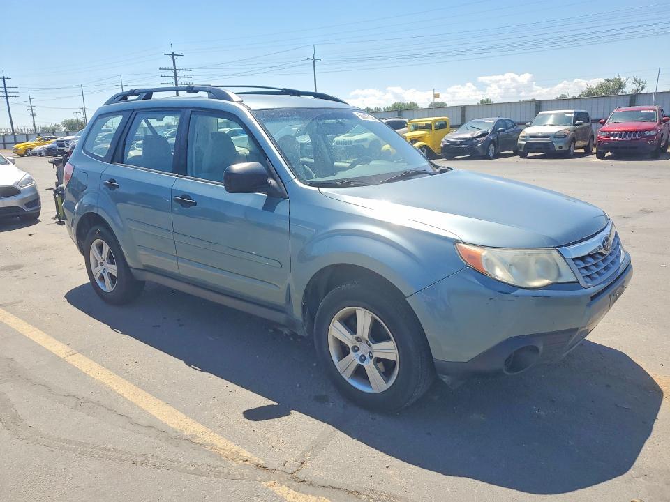 60082826 :رقم المزاد ، JF2SHBBC4BH777727 vin ، 2011 Subaru Forester مزاد بيع