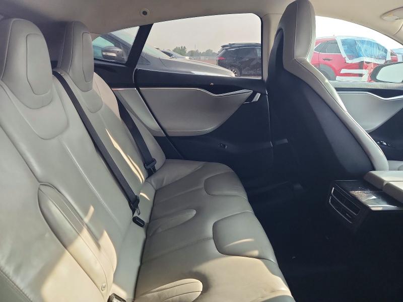 2015 Tesla Model S მანქანა იყიდება აუქციონზე, vin: 5YJSA1S19FF080328, აუქციონის ნომერი: 59797226