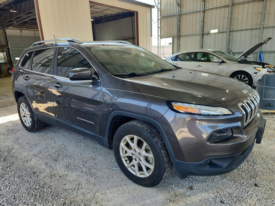 53733086 :رقم المزاد ، 1C4PJMLX4JD507621 vin ، 2018 Jeep Cherokee مزاد بيع