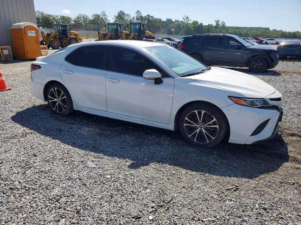 61786416 :رقم المزاد ، 4T1B11HK7KU832881 vin ، 2019 Toyota Camry مزاد بيع