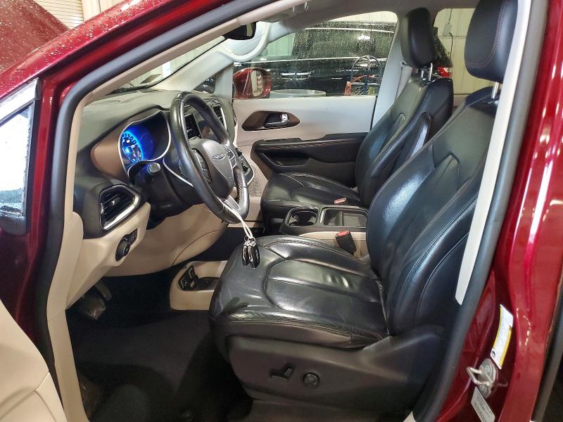 57721136 :رقم المزاد ، 2C4RC1BG3HR551250 vin ، 2017 Chrysler Pacifica مزاد بيع
