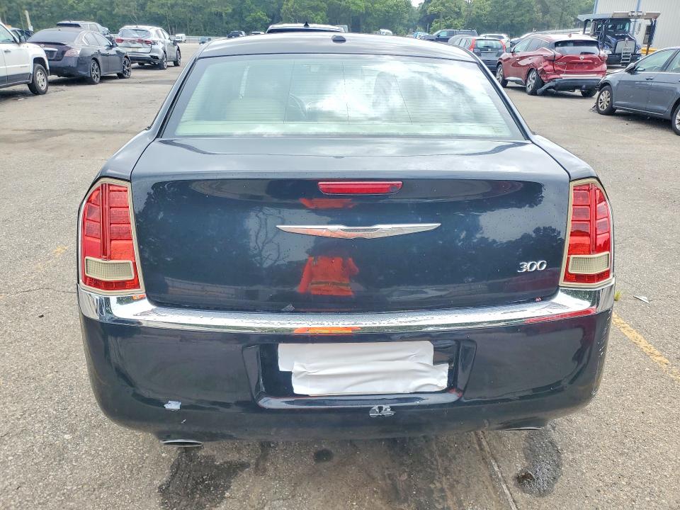 Продажа на аукционе авто 2013 Chrysler 300, vin: 2C3CCAAGXDH519410, номер лота: 62135266