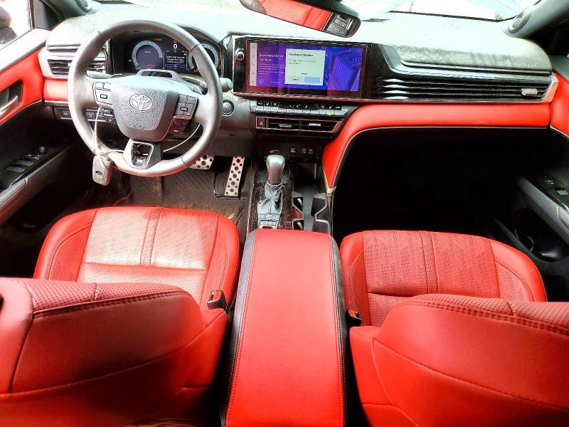61618686 :رقم المزاد ، 4T1DBADK6SU511054 vin ، 2025 Toyota Camry مزاد بيع