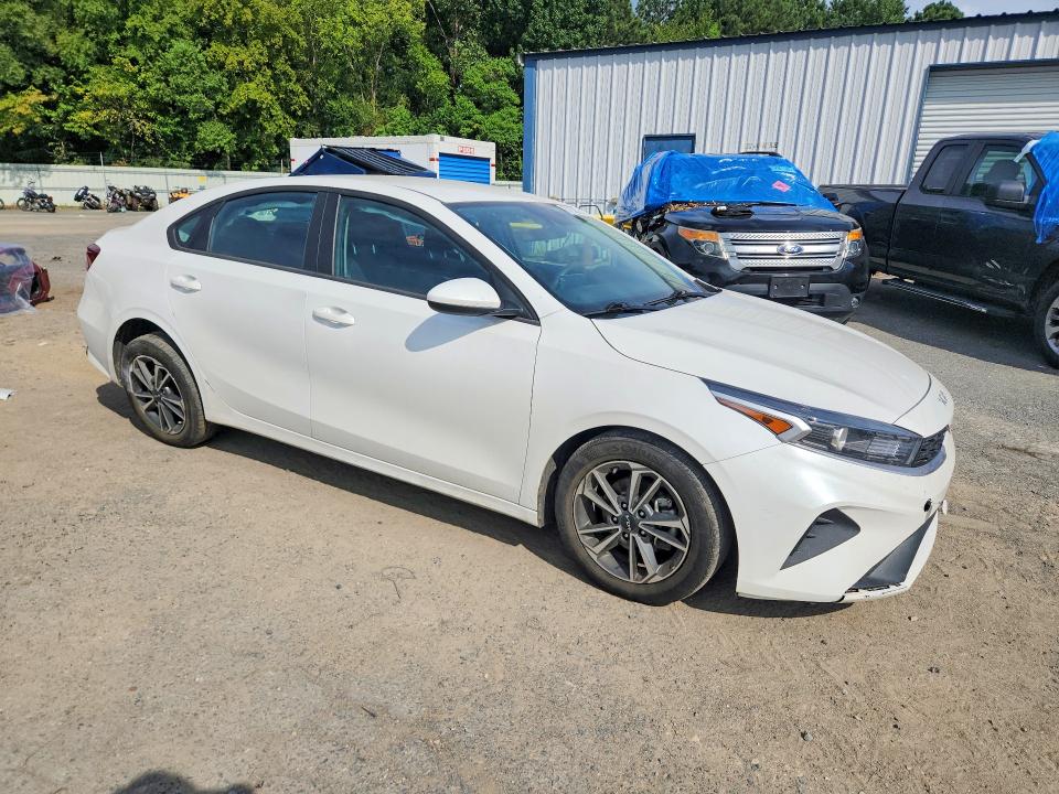 62153206 :رقم المزاد ، 3KPF24AD8PE647003 vin ، 2023 Kia Forte مزاد بيع