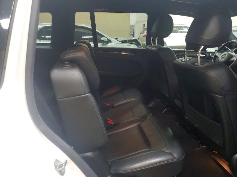 62170296 :رقم المزاد ، 4JGDF6EE6JB120765 vin ، 2018 Mercedes-benz Gls مزاد بيع