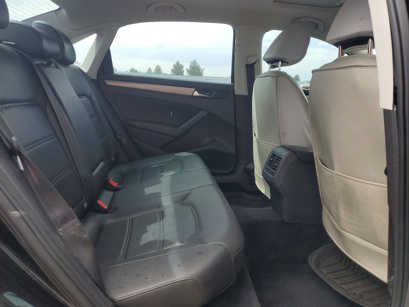 61380136 :رقم المزاد ، 1VWBH7A3XEC002490 vin ، 2014 Volkswagen Passat مزاد بيع