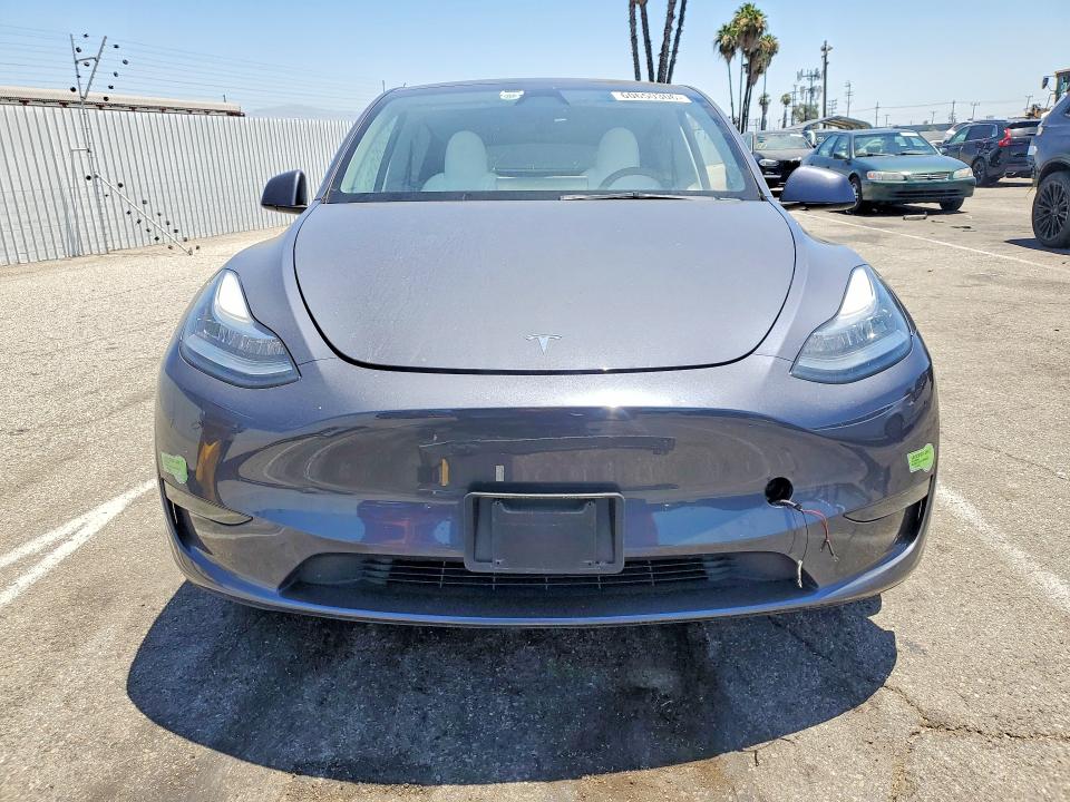 60650306 :رقم المزاد ، 7SAYGDEE8PA153151 vin ، 2023 Tesla Model Y مزاد بيع