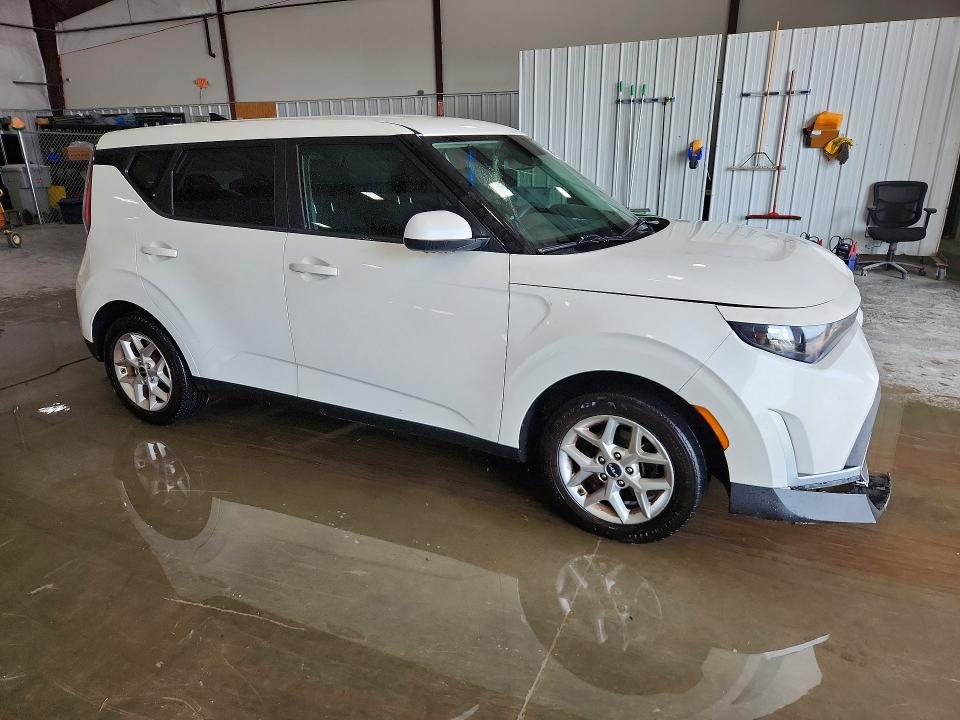Продажа на аукционе авто 2023 Kia Soul, vin: KNDJ23AU0P7870642, номер лота: 62699496