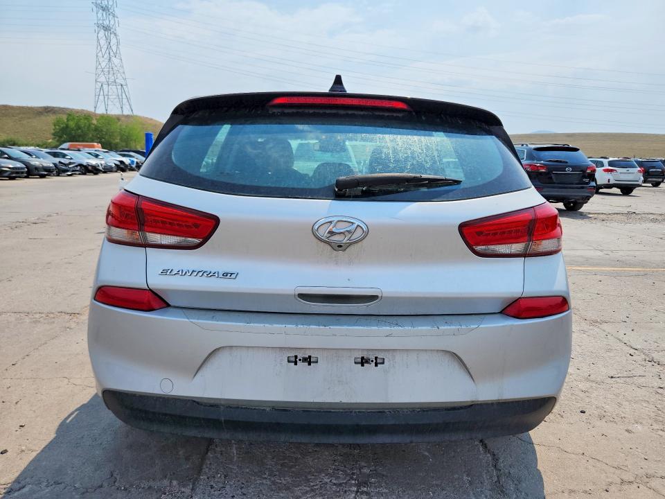 Продаж на аукціоні авто 2018 Hyundai Elantra Gt, vin: KMHH35LE3JU015905, номер лоту: 59002586
