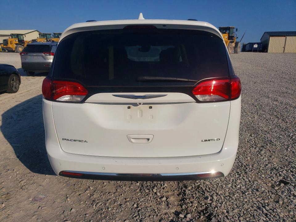 Продажа на аукционе авто 2017 Chrysler Pacifica, vin: 2C4RC1GG7HR723076, номер лота: 63170316