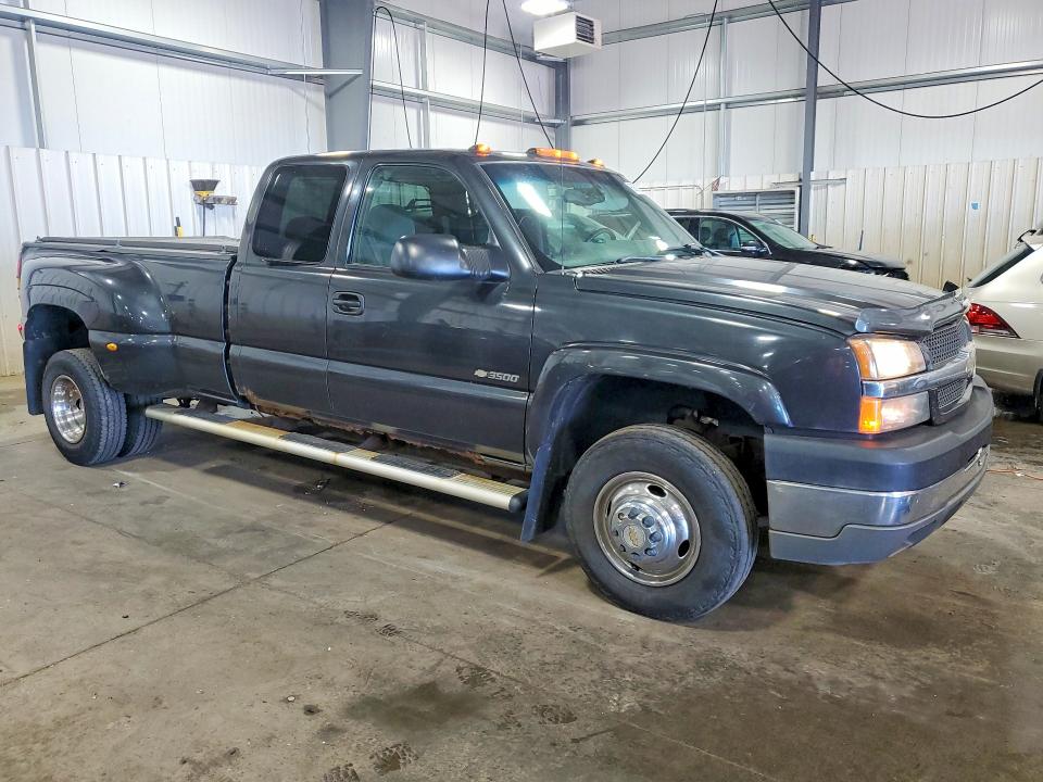 2004 Chevrolet Silverado მანქანა იყიდება აუქციონზე, vin: 1GCJK39U14E247008, აუქციონის ნომერი: 60691606