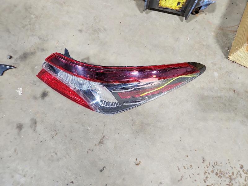 Продажа на аукционе авто 2021 Toyota Camry, vin: 4T1C11AK4MU592562, номер лота: 61327156