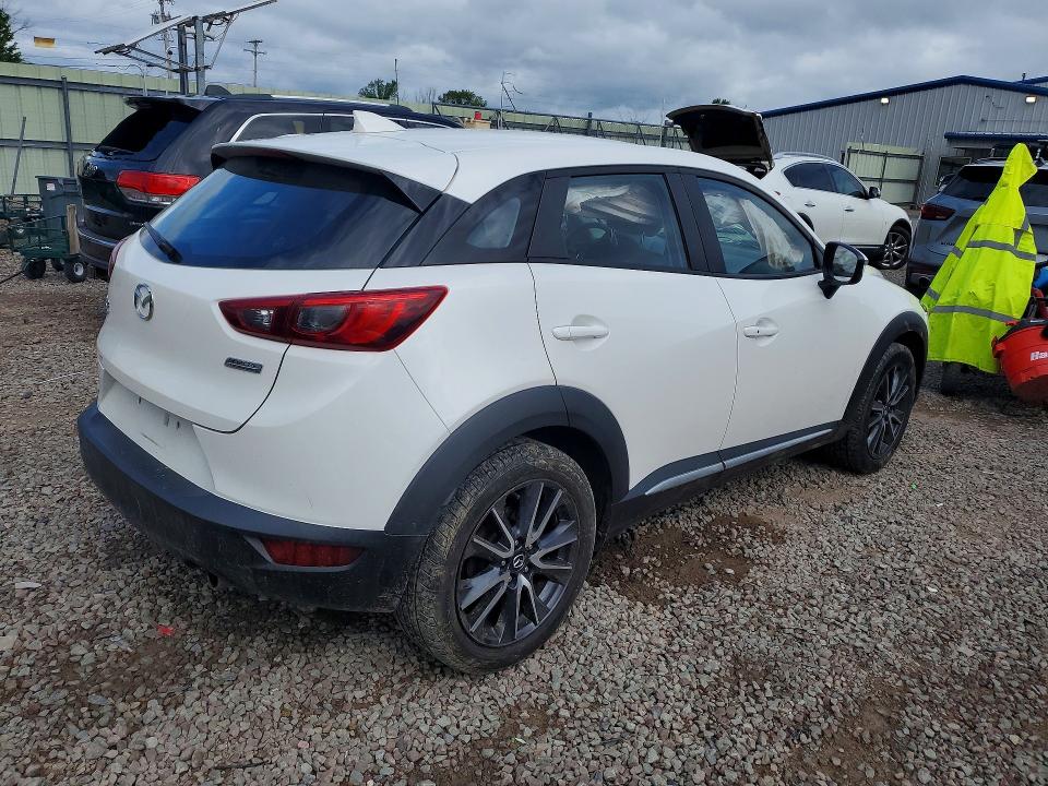 Продажа на аукционе авто 2018 Mazda Cx-3, vin: JM1DKFD73J0316435, номер лота: 62142366