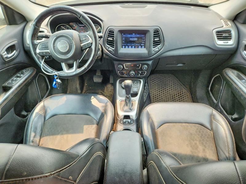 2018 Jeep Compass მანქანა იყიდება აუქციონზე, vin: 3C4NJDBB1JT113601, აუქციონის ნომერი: 61175036