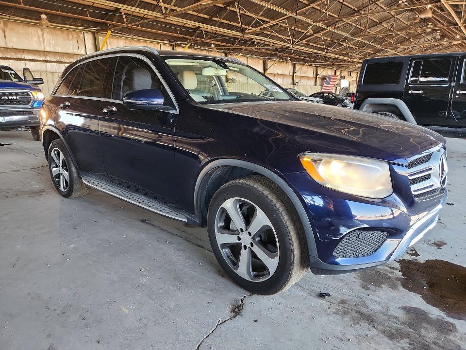 60848276 :رقم المزاد ، WDC0G4JB9GF072884 vin ، 2016 Mercedes-benz Glc مزاد بيع
