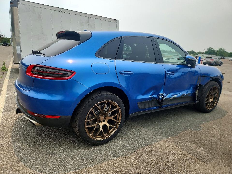 60291176 :رقم المزاد ، WP1AB2A51HLB10455 vin ، 2017 Porsche Macan مزاد بيع