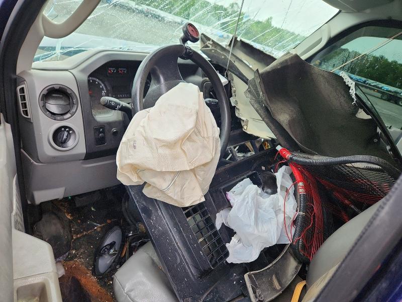 61112256 :رقم المزاد ، 1FTNE2EW8DDA40390 vin ، 2013 Ford Econoline مزاد بيع