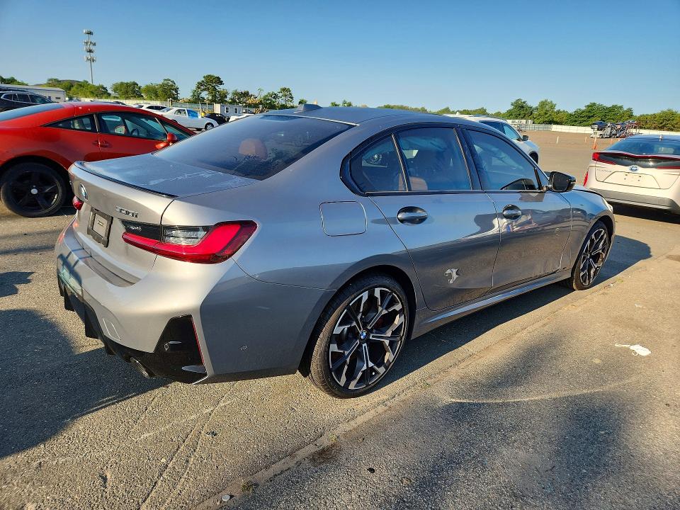 61791846 :رقم المزاد ، 3MW89CW03T8G18616 vin ، 2026 Bmw 330xi مزاد بيع