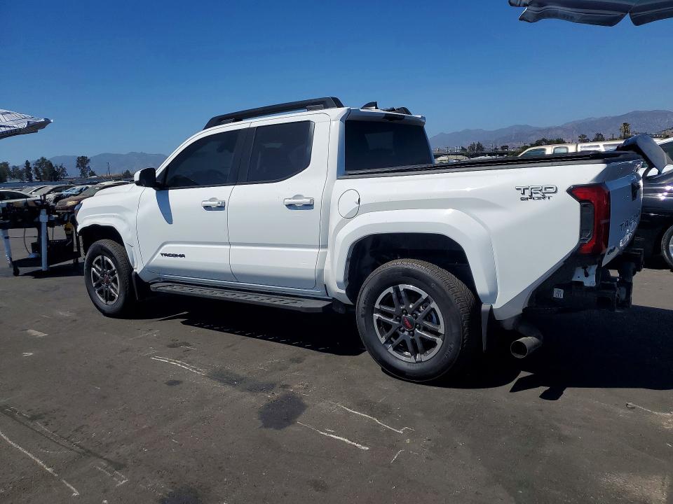 2025 Toyota Tacoma მანქანა იყიდება აუქციონზე, vin: 3TMLB5JN6SM202064, აუქციონის ნომერი: 61386896