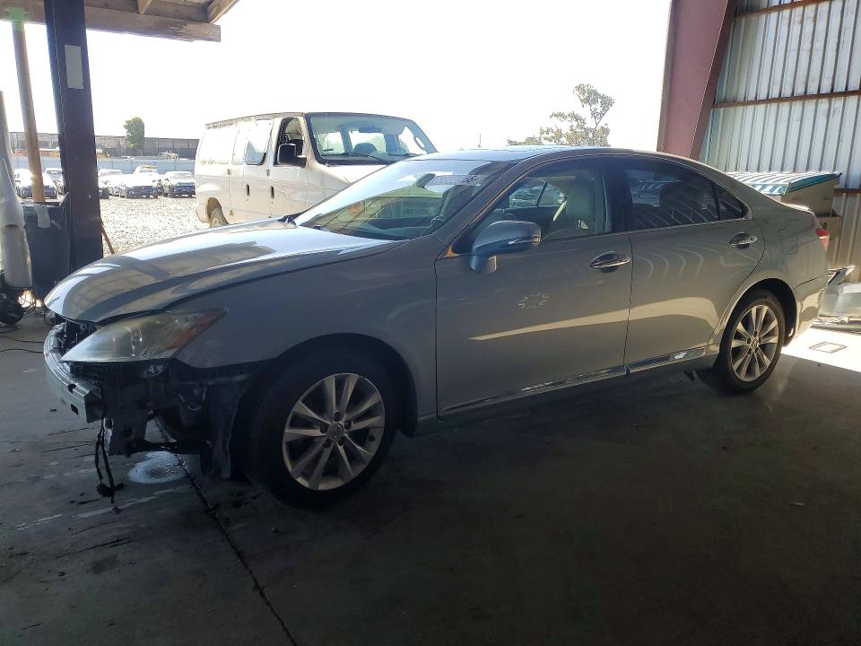 60866966 :رقم المزاد ، JTHBK1EG6B2466097 vin ، 2011 Lexus Es مزاد بيع