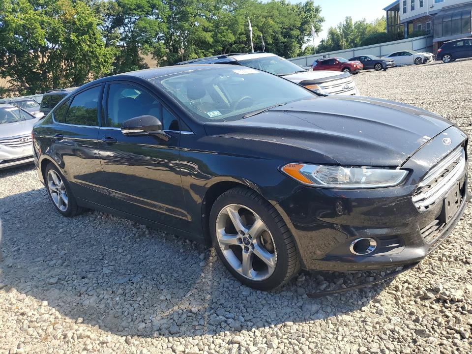 60929146 :رقم المزاد ، 1FA6P0HD2E5400879 vin ، 2014 Ford Fusion مزاد بيع