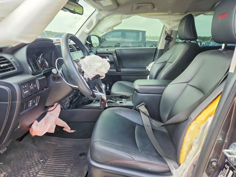 62670246 :رقم المزاد ، JTERU5JRXN6044447 vin ، 2022 Toyota 4runner مزاد بيع