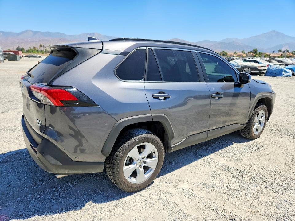 Продажа на аукционе авто 2021 Toyota Rav4, vin: 2T3P1RFV5MW207942, номер лота: 63398236