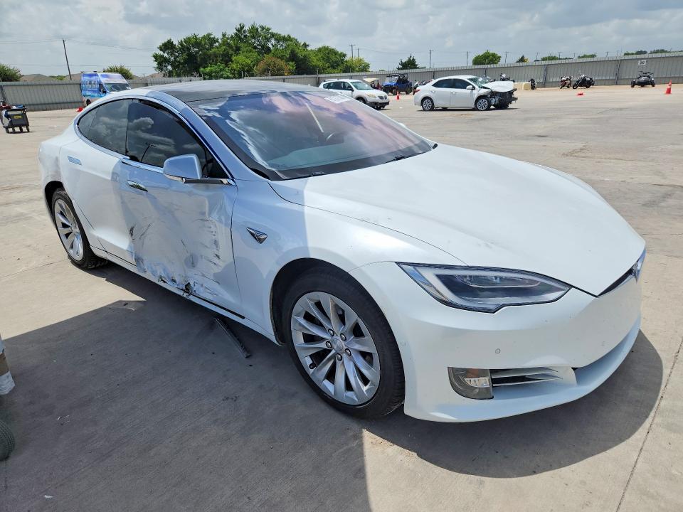 2017 Tesla Model S მანქანა იყიდება აუქციონზე, vin: 5YJSA1E11HF178848, აუქციონის ნომერი: 61217306